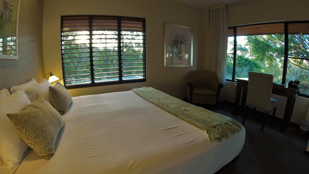 Ruffles Lodge And Spa Willow Vale Rum bild